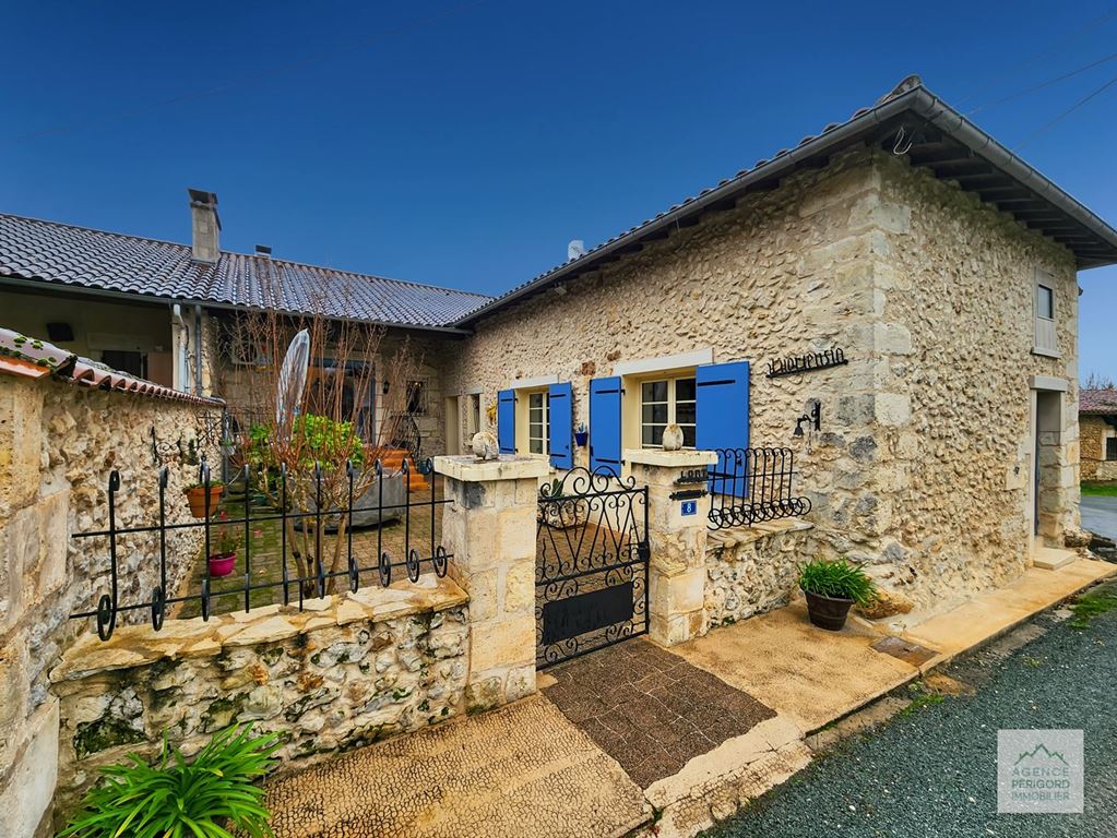 Maison de village SEGONZAC (24600) AGENCE PERIGORD IMMOBILIER
