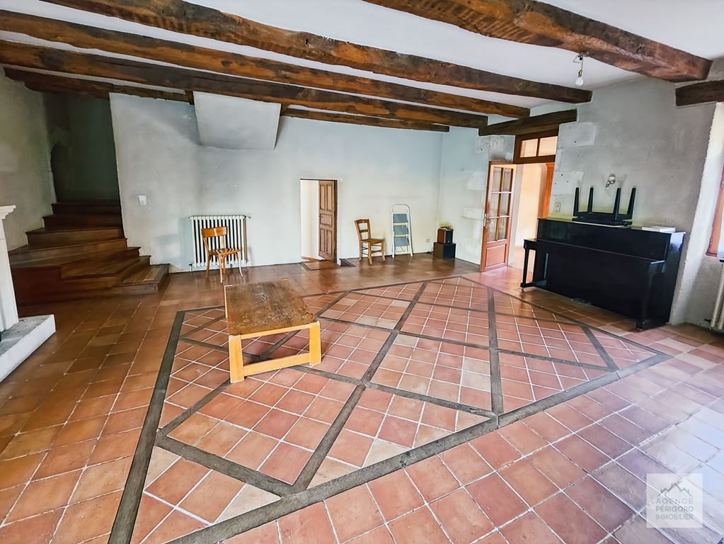 Maison de village NEUVIC (24190) AGENCE PERIGORD IMMOBILIER