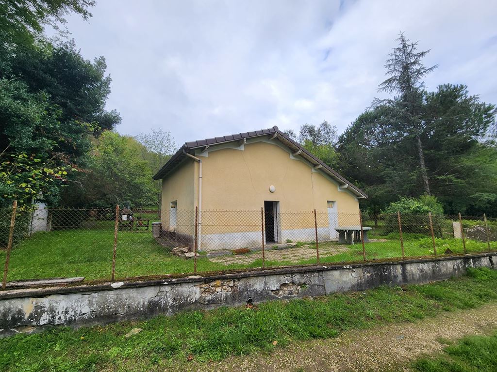 Maison indépendante NEUVIC (24190) AGENCE PERIGORD IMMOBILIER