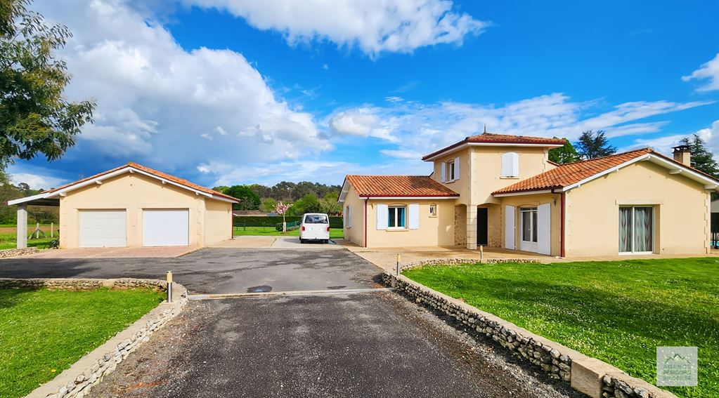 Maison Contemporaine BEAURONNE (24400) AGENCE PERIGORD IMMOBILIER