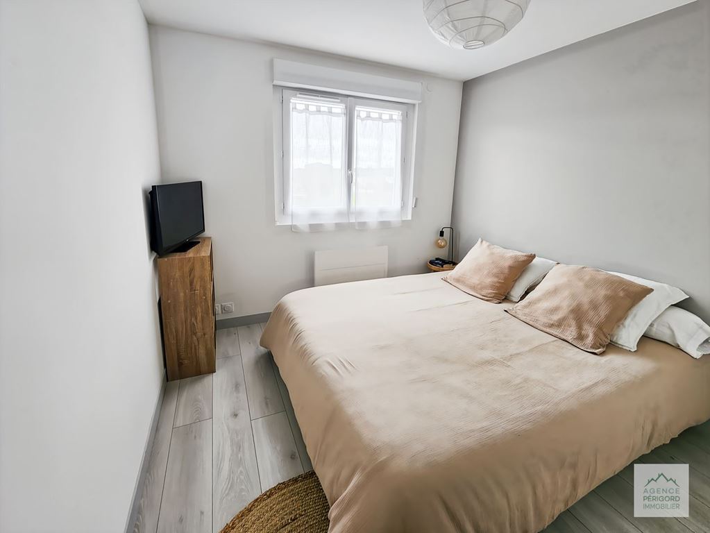 Maison de village ST LEON SUR L'ISLE (24110) AGENCE PERIGORD IMMOBILIER