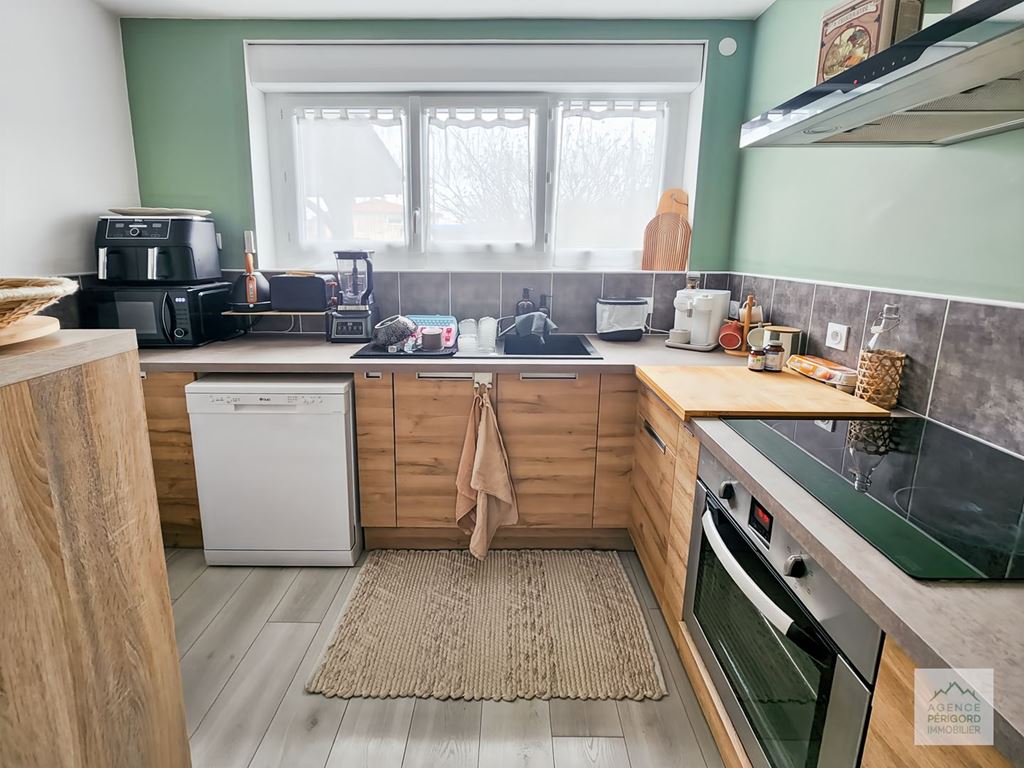 Maison de village ST LEON SUR L'ISLE (24110) AGENCE PERIGORD IMMOBILIER