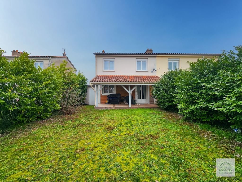 Maison de village ST LEON SUR L'ISLE (24110) AGENCE PERIGORD IMMOBILIER