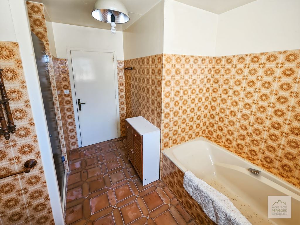 Maison indépendante VALLEREUIL (24190) AGENCE PERIGORD IMMOBILIER