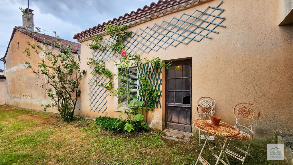Maison de village NEUVIC (24190) AGENCE PERIGORD IMMOBILIER